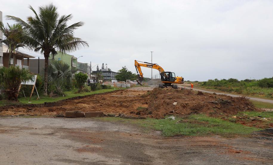 Foto de obras da orla de Pontal do Paraná