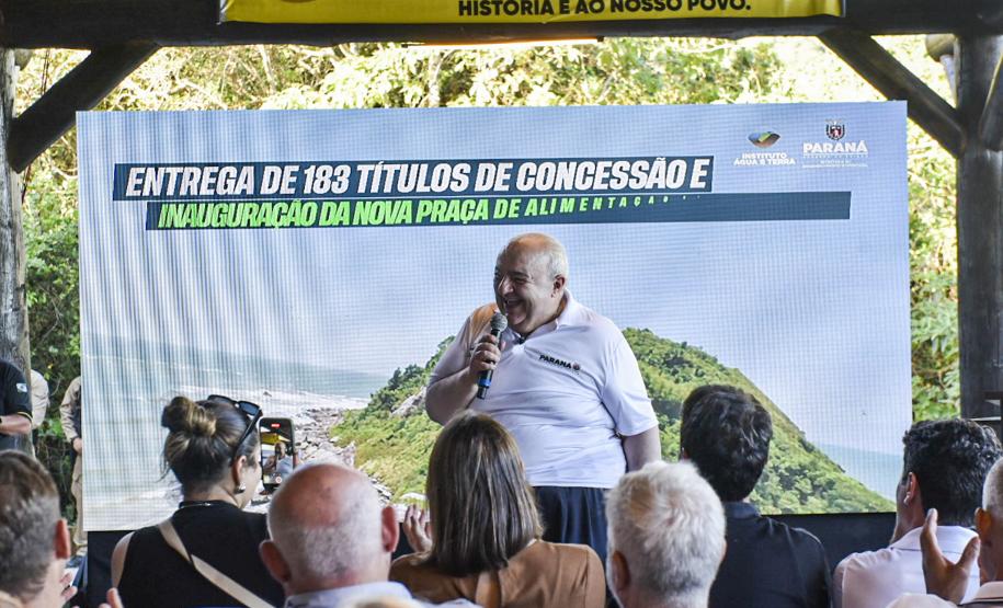 Governo formaliza contrato com empresa que vai operar controle de acesso à Ilha do Mel