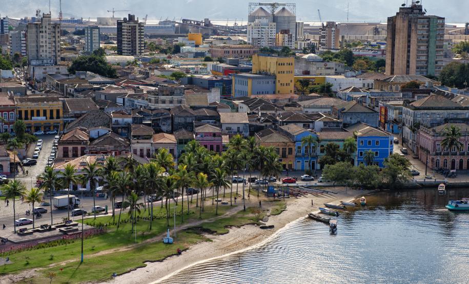 Foto aérea do litoral paranaense