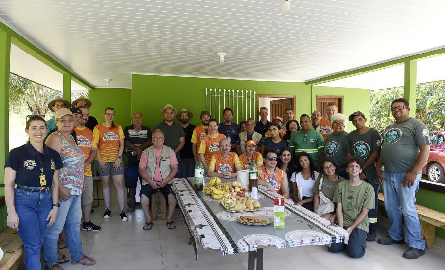 Foto de ação educativa do Um dia no Viveiro