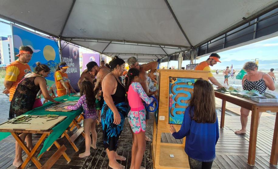Foto do estande do IAT no verão maior