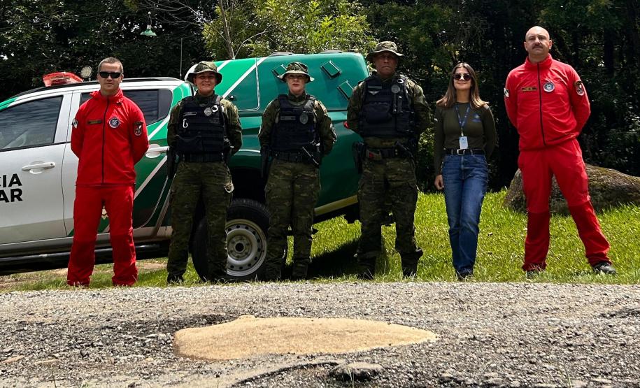 Foto de ação educativa no Pico Paraná