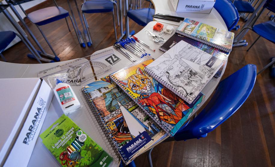 Foto de entrega da nova estrutura da Ilha das Cobras