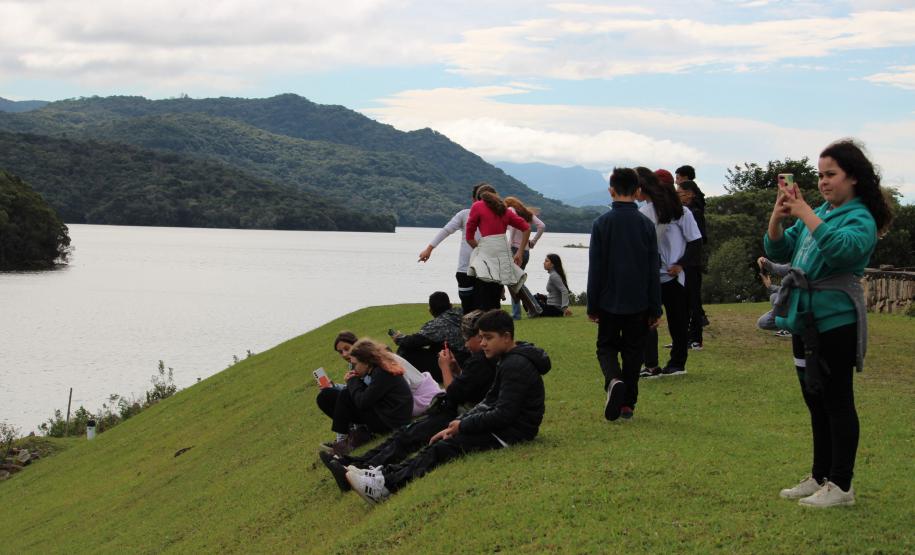 Foto de ação educativa sobre a água