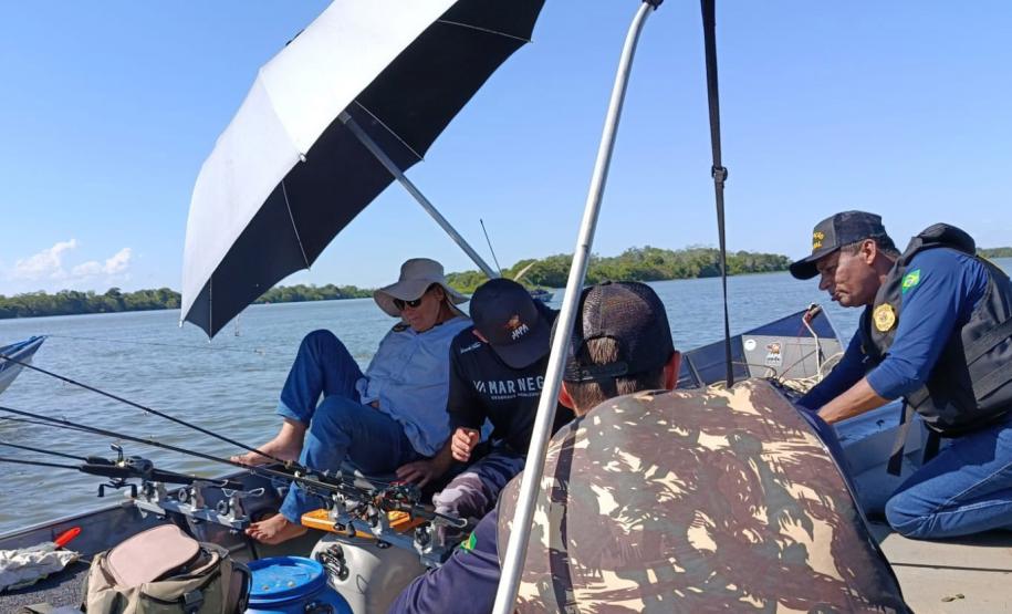 Foto de operação de fiscalização do IAT