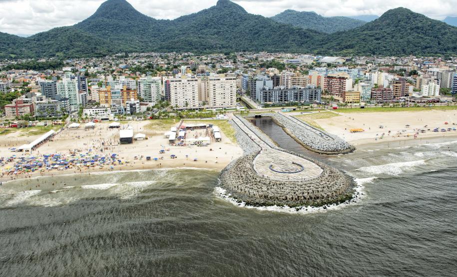 Foto de praia paranaense