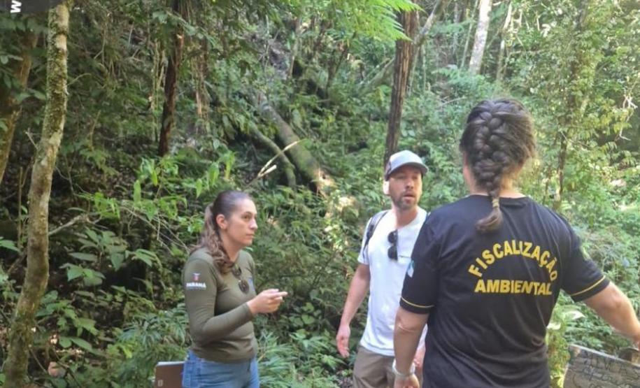 Foto de ação de fiscalização do Pico Paraná