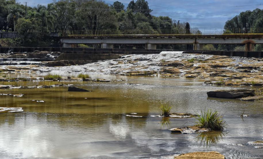 Foto de rio paranaense