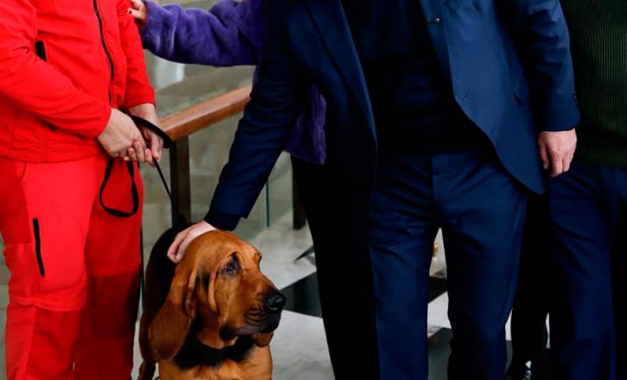 Foto de solenidade com autoridades
