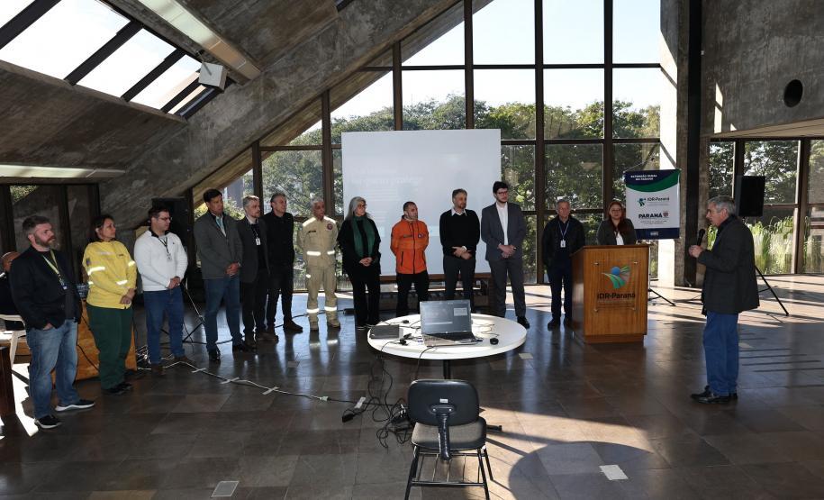 Foto de autoridades em evento