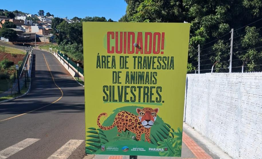 Foto de placas educativas