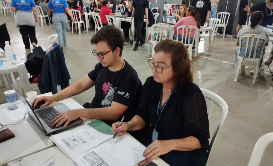 Foto de processo de regularização fundiária em Cerro Azul