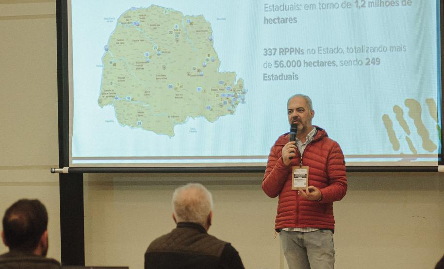Foto de reunião do Hackaton de Sustentabilidade