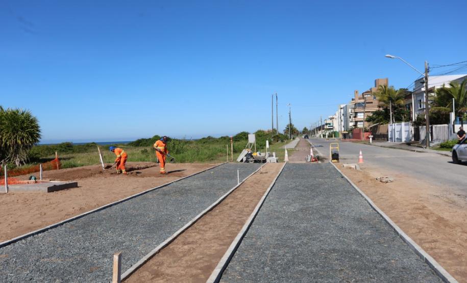 Foto de obras da orla de Pontal do Paraná