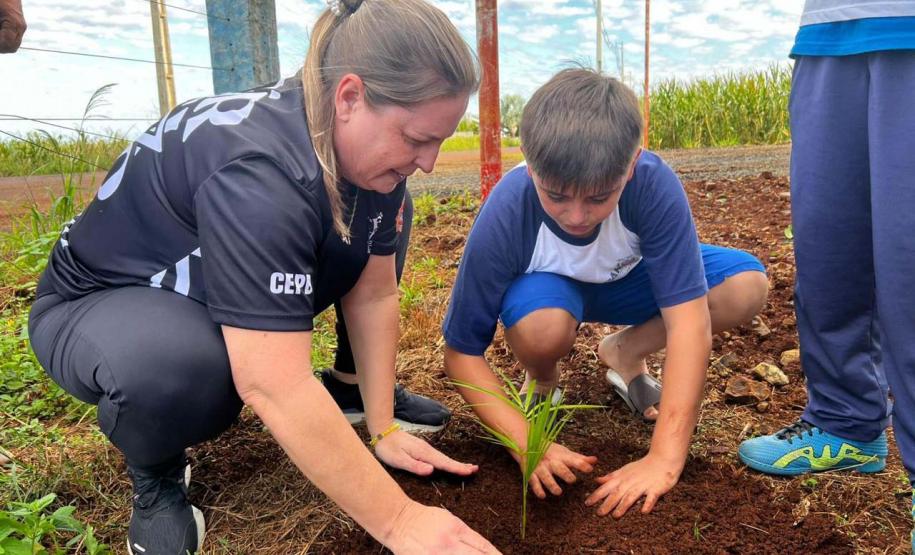 Foto de ação educativa da semana do meio ambiente