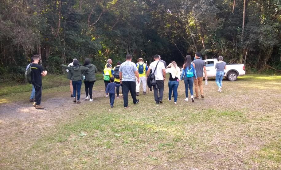 Campanha leva 5,6 mil pessoas aos parques estaduais do Paraná Campanha leva 5,6 mil pessoas aos parques estaduais do Paraná