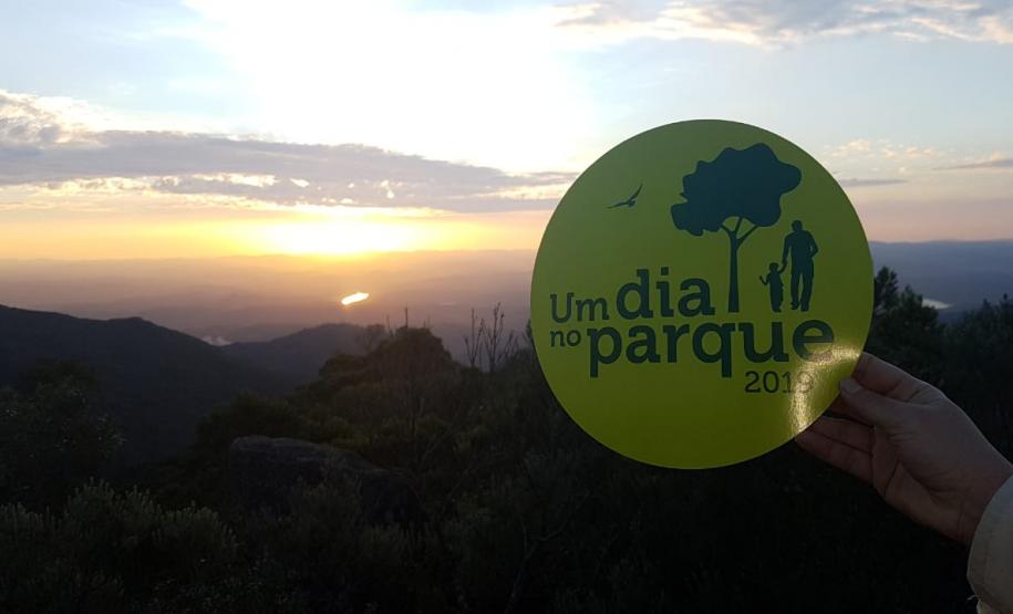 Campanha leva 5,6 mil pessoas aos parques estaduais do Paraná Campanha leva 5,6 mil pessoas aos parques estaduais do Paraná