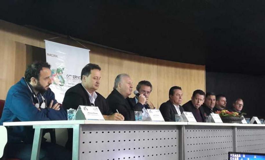 Encontro discute destinação correta de produtos pós consumo Encontro discute destinação correta de produtos pós consumo