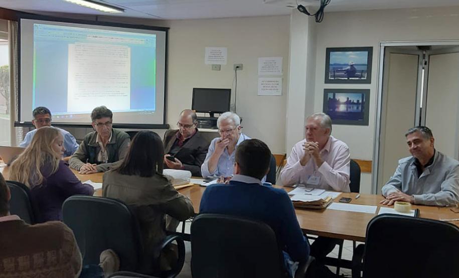 Envelopes para concessão do Parque de Vila Velha são abertos