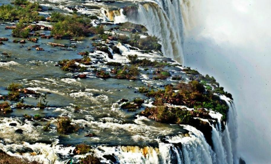 Bacias hidrográficas do Paraná abrigam belezas e potencial turístico