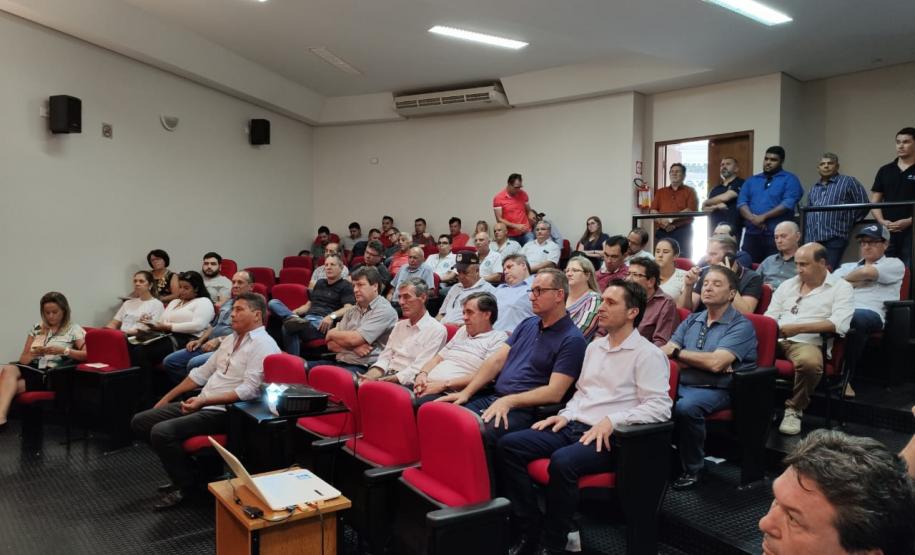 Programas são apresentados em Campo Mourão e Umuarama