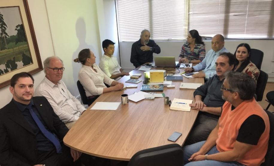 Plano de Desenvolvimento Sustentável do Litoral Paranaense é apresentado ao COLIT Plano de Desenvolvimento Sustentável do Litoral Paranaense é apresentado ao COLIT