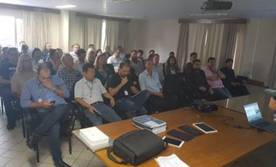 Encontro discute sobre o Sistema Metodológico e Mapeamento do Uso e Cobertura da Terra do Estado do Paraná