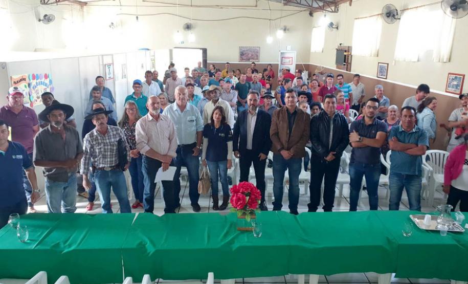 Mais 180 pequenos produtores terão as terras regularizadas Mais 180 pequenos produtores terão as terras regularizadas