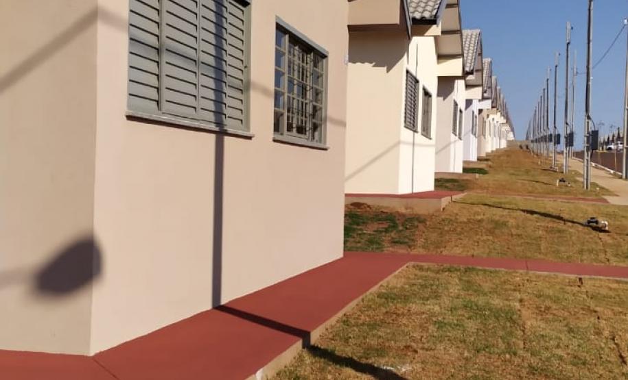 Governo entrega 193 casas populares em Terra Boa Governo entrega 193 casas populares em Terra Boa