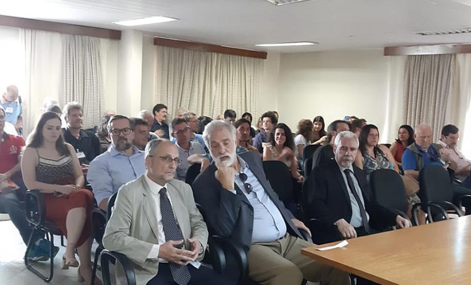 Parceria com o ITCG lança projetos de geologia no Paraná Parceria com o ITCG lança projetos de geologia no Paraná