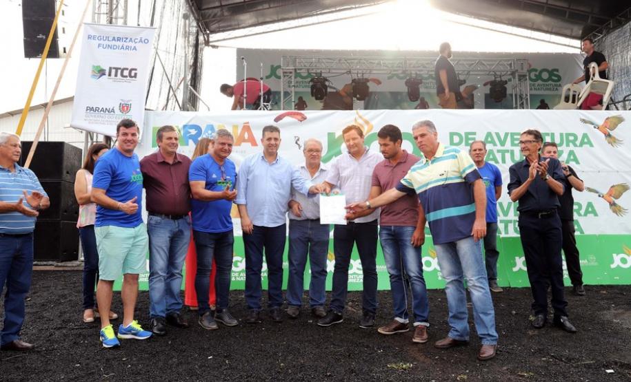 Estado regulariza terras de agricultores de Ribeirão Claro