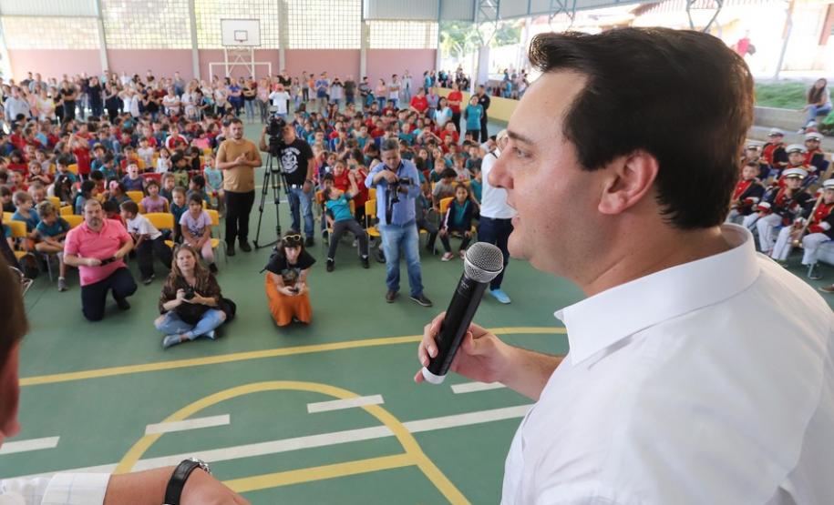 Governo confirma investimentos e regulariza terras em Rio Negro